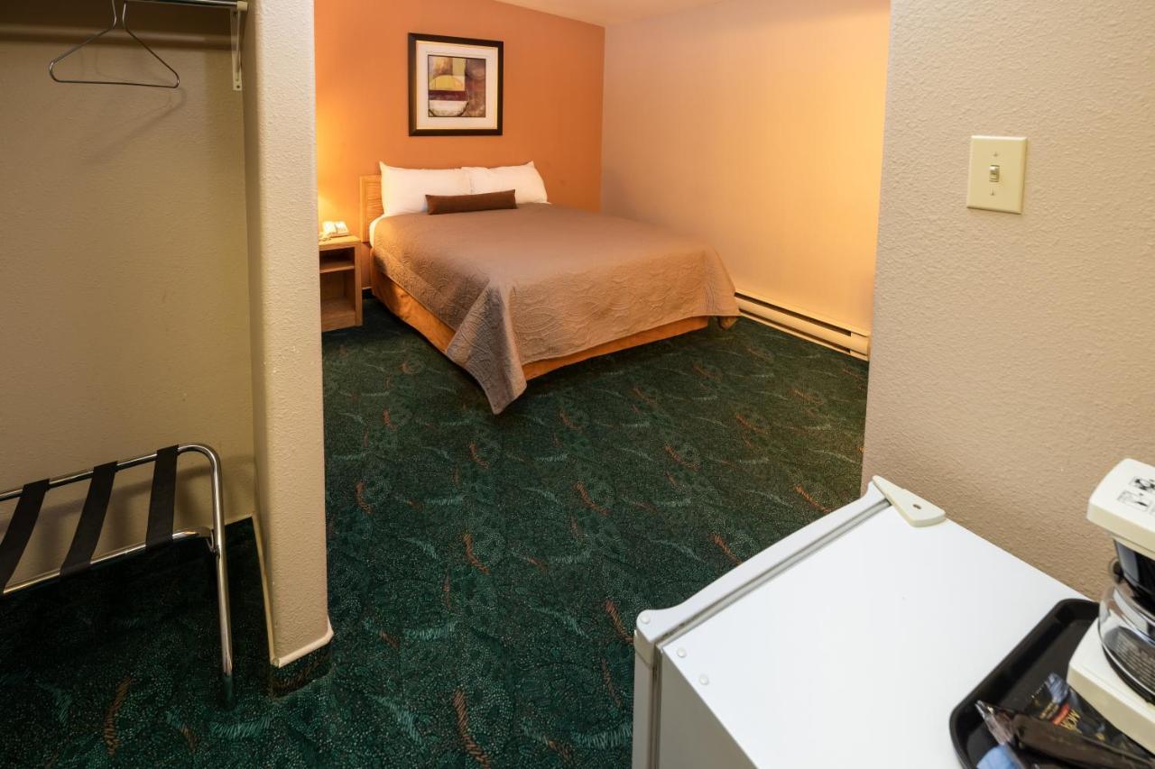 Keystone Motor Inn Brandon Eksteriør billede