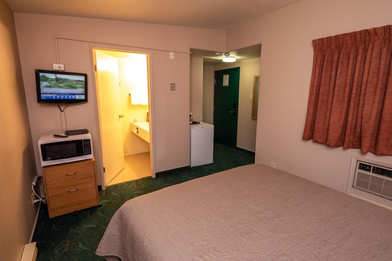 Keystone Motor Inn Brandon Eksteriør billede
